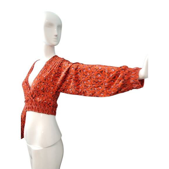 Urban Outfitters Women's size M Floral Feminine Babydoll Plisse Wrap Crop Top - Picture 4 of 9